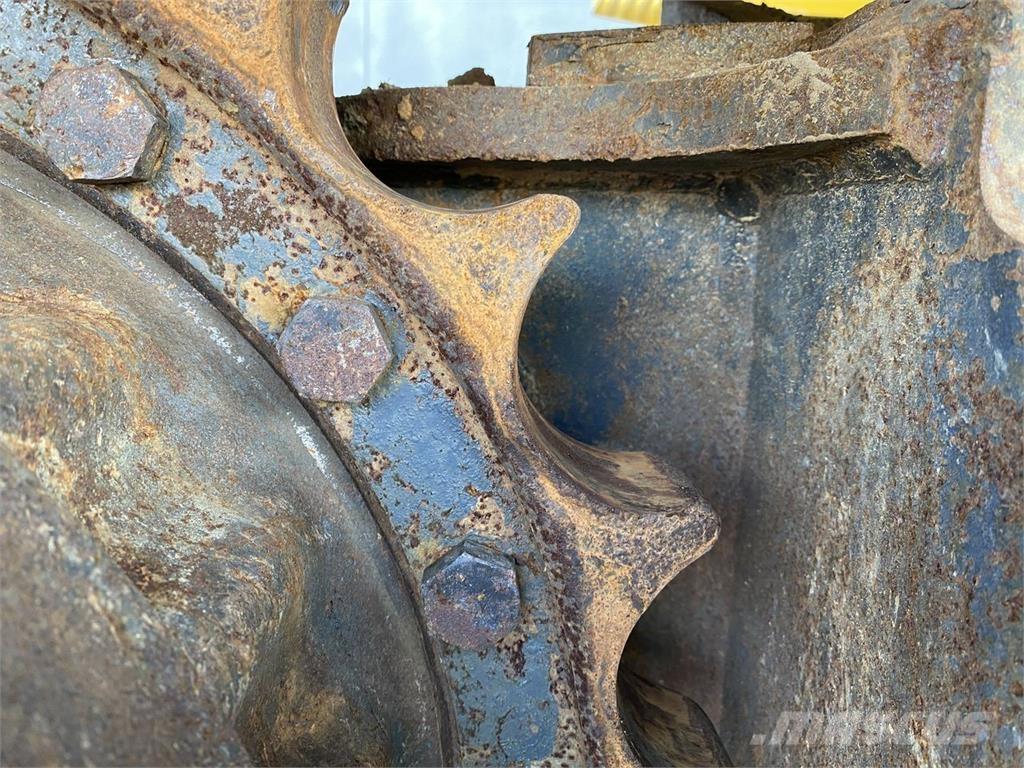 Komatsu PC240LC-11 Raupenbagger
