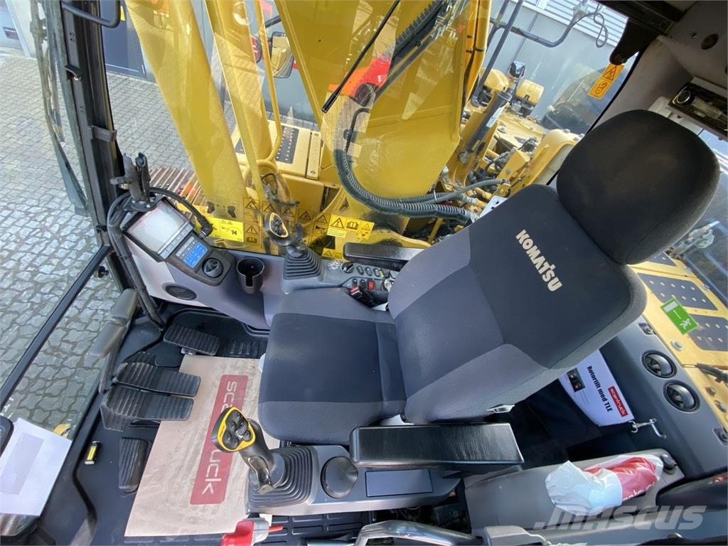 Komatsu PC240LC-11 Raupenbagger