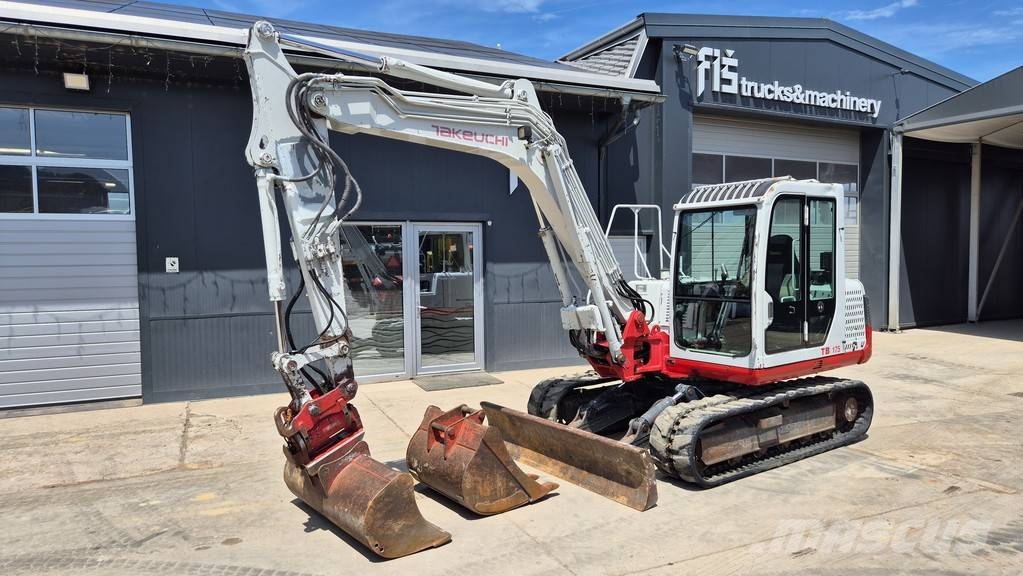 Takeuchi TB175 - 2006 YEAR - 2X BUCKETS - 12090 HOURS Minigraafmachines < 7t