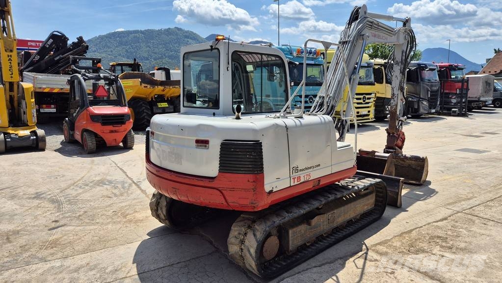 Takeuchi TB175 - 2006 YEAR - 2X BUCKETS - 12090 HOURS Minigraafmachines < 7t