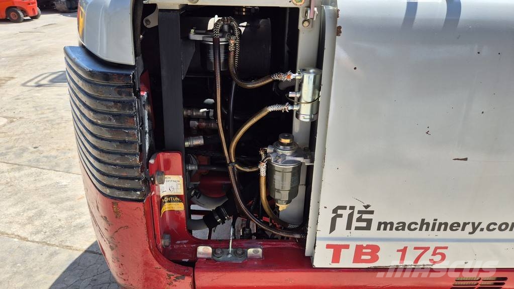 Takeuchi TB175 - 2006 YEAR - 2X BUCKETS - 12090 HOURS Minigraafmachines < 7t