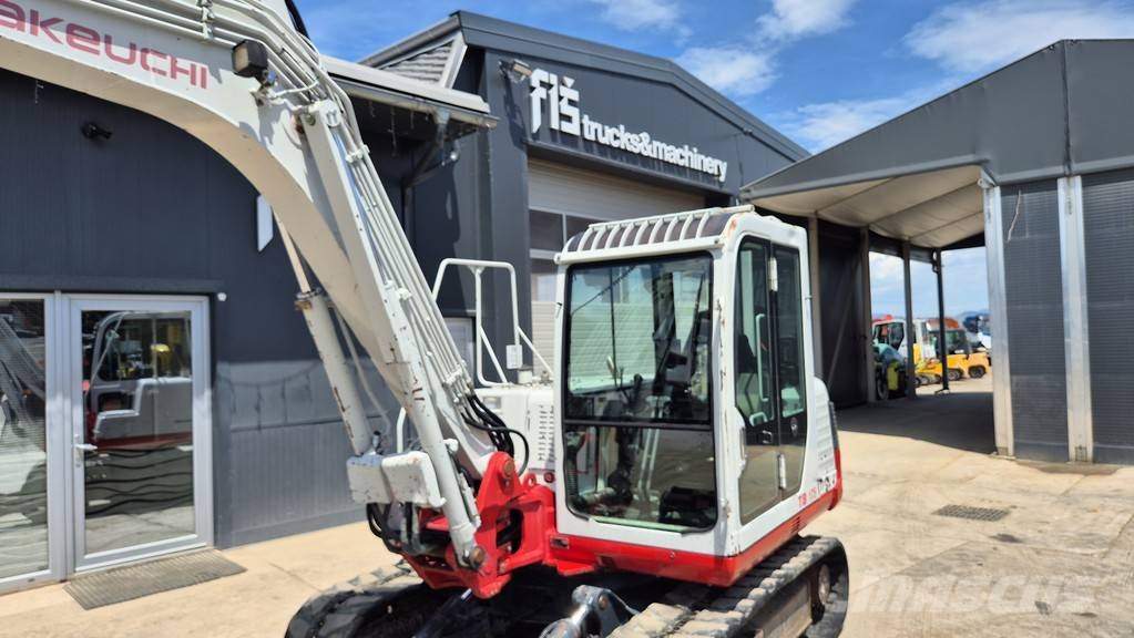 Takeuchi TB175 - 2006 YEAR - 2X BUCKETS - 12090 HOURS Minigraafmachines < 7t