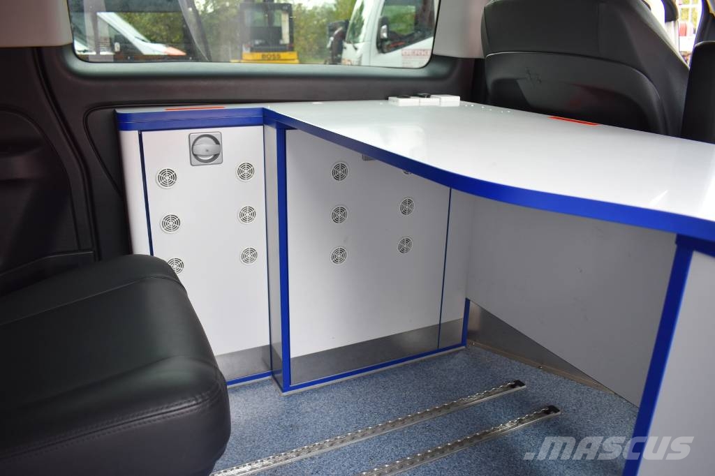 Mercedes-Benz Vito 4x4 Notarzt Einsatzfahrzeug NEF Ātrās palīdzības automašīnas