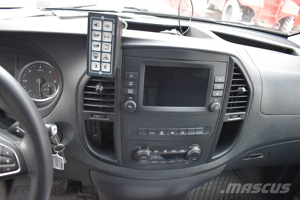 Mercedes-Benz Vito 4x4 Notarzt Einsatzfahrzeug NEF Ātrās palīdzības automašīnas