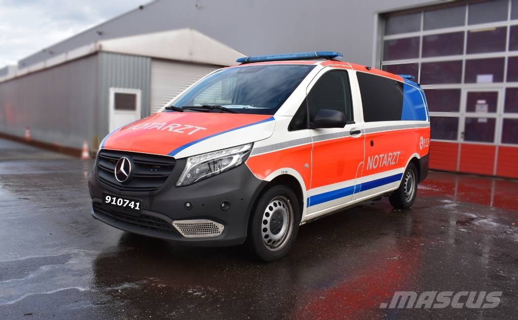 Mercedes-Benz Vito 4x4 Notarzt Einsatzfahrzeug NEF Ātrās palīdzības automašīnas