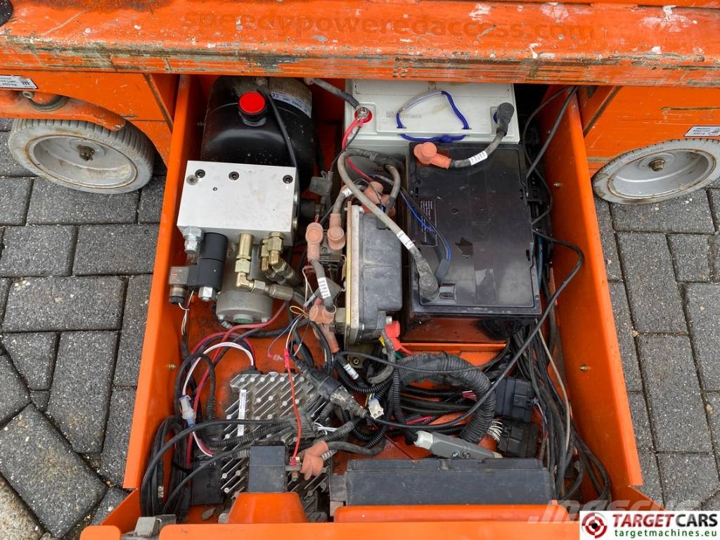 Dingli JCPT0607DCS Electric Scissor Work Lift 560cm رافعات مقصية الشكل