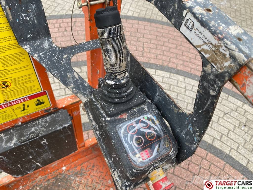 Dingli JCPT0607DCS Electric Scissor Work Lift 560cm رافعات مقصية الشكل