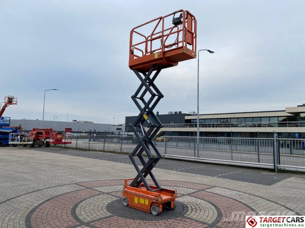 Dingli JCPT0607DCS Electric Scissor Work Lift 560cm رافعات مقصية الشكل