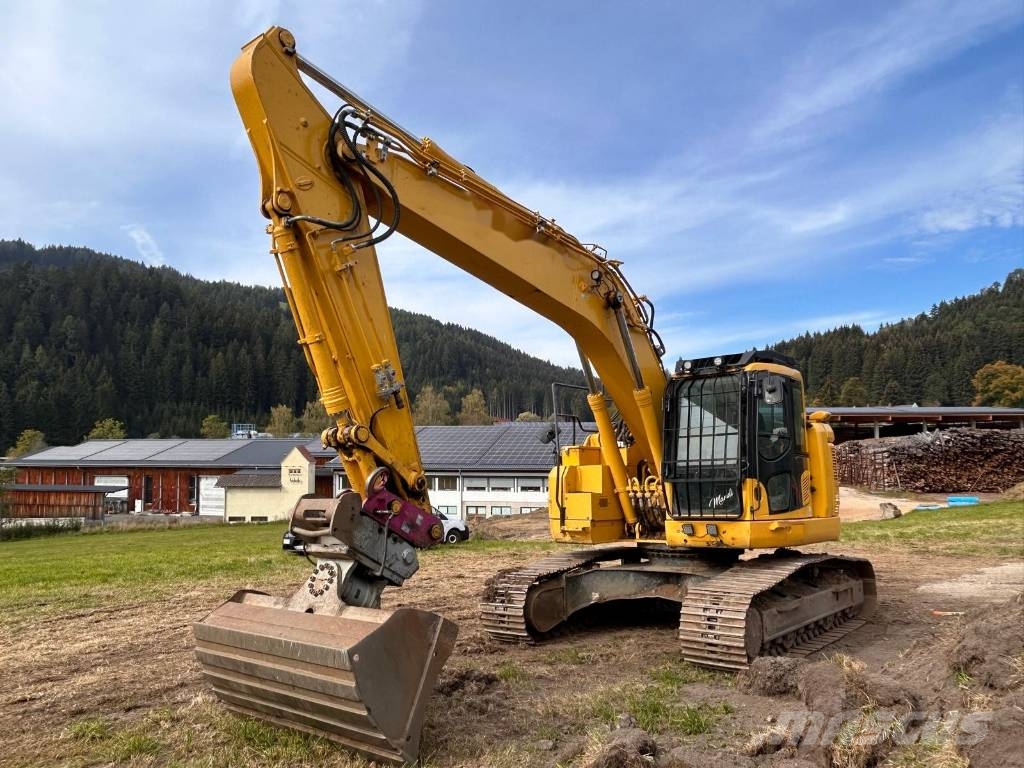 Komatsu PC 228 USLC-11 Гусеничные экскаваторы