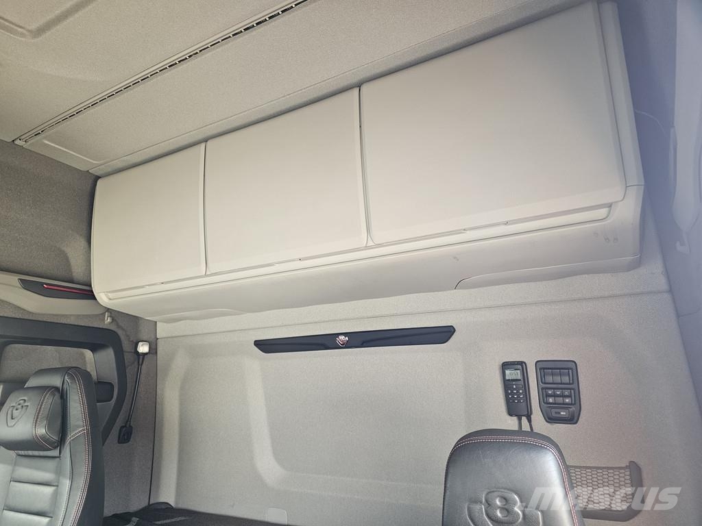 Scania R660 V8 6x2 BOOGIE / RETARDER / FULL AIR Седельные тягачи