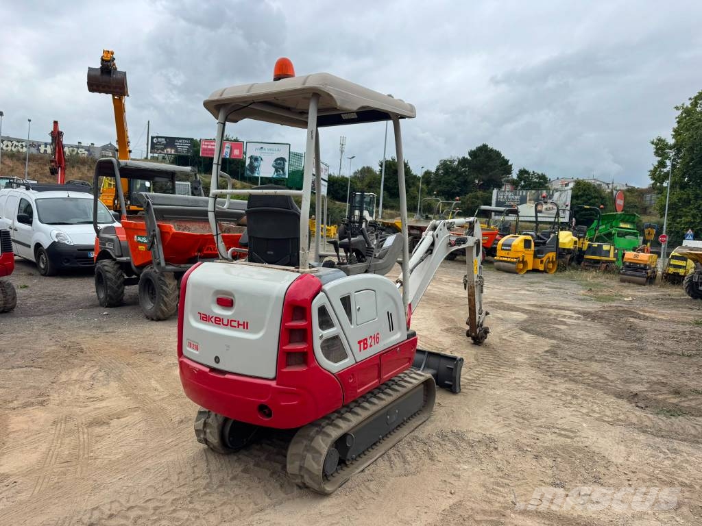 Takeuchi TB 216 Mini bagri <7t