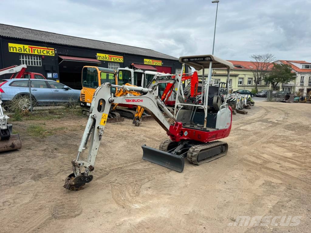 Takeuchi TB 216 Mini bagri <7t