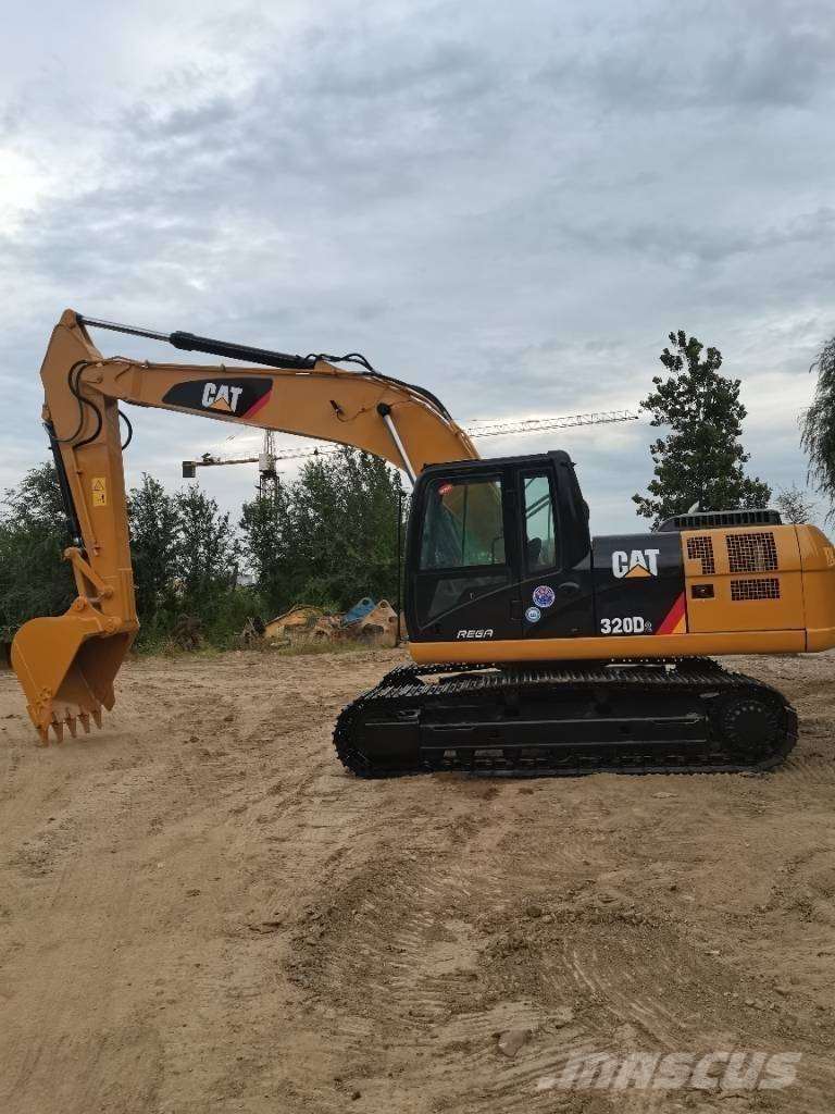 CAT 320 D 履带挖掘机