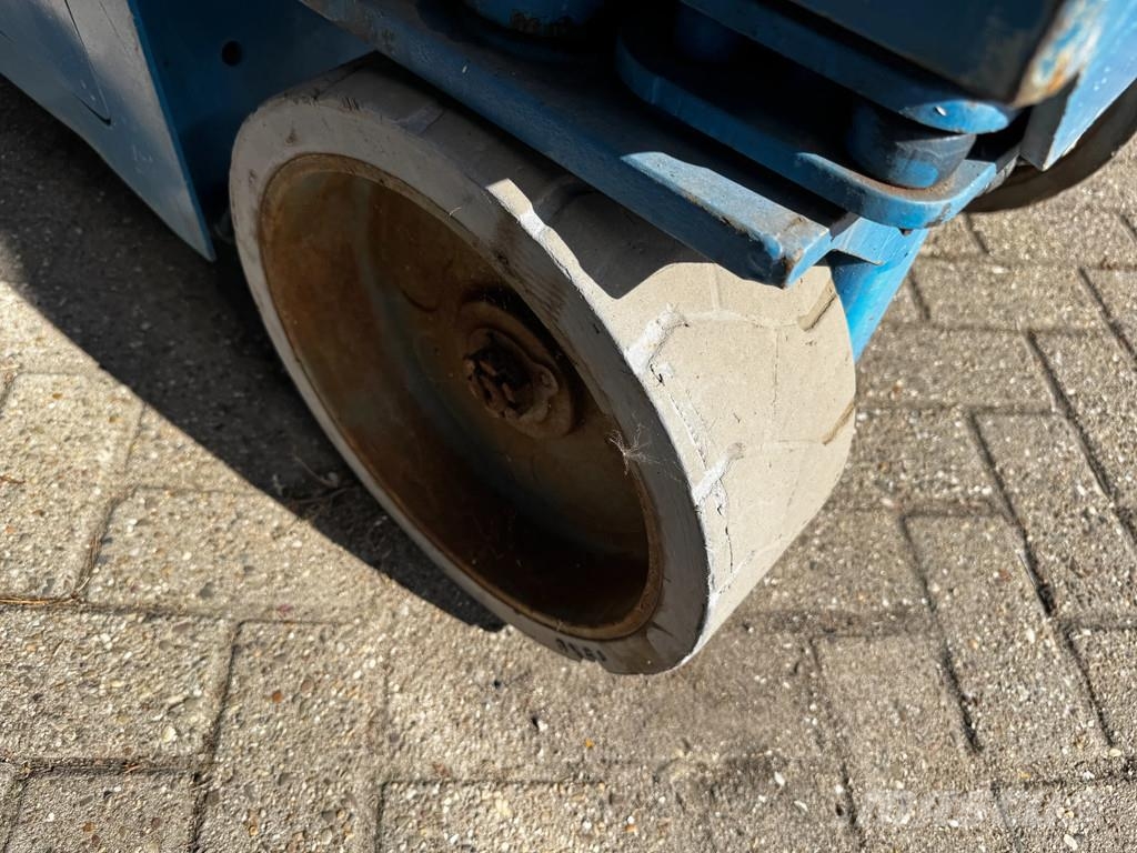 Genie GS2632 Hoogwerker Schaarhoogwerker (2007) رافعات مقصية الشكل