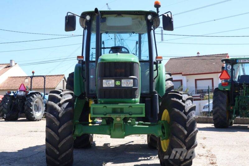 John Deere 6115 D Tratores Agrícolas usados