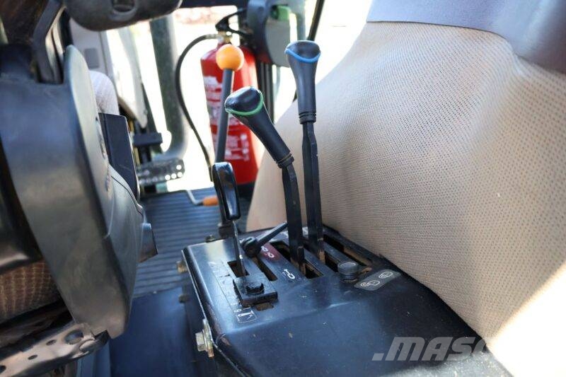John Deere 6115 D Tratores Agrícolas usados