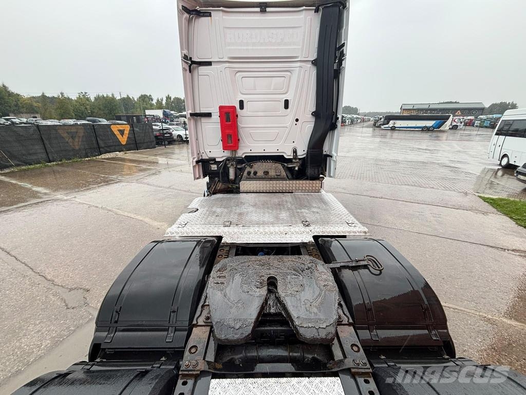 Mercedes-Benz Actros 2653 6x2 GIGASPACE / ADR / RETARDER / DOUBL Vilcēji