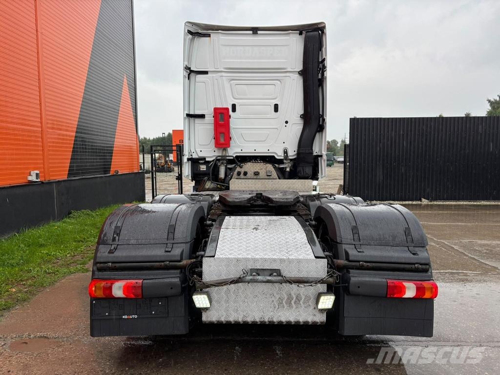Mercedes-Benz Actros 2653 6x2 GIGASPACE / ADR / RETARDER / DOUBL Vilcēji