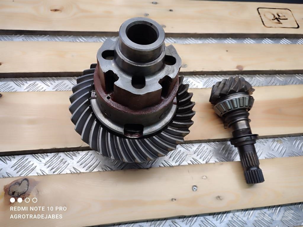 Differential 13/34 635273 635274 Renault 180.94 TZ 轴
