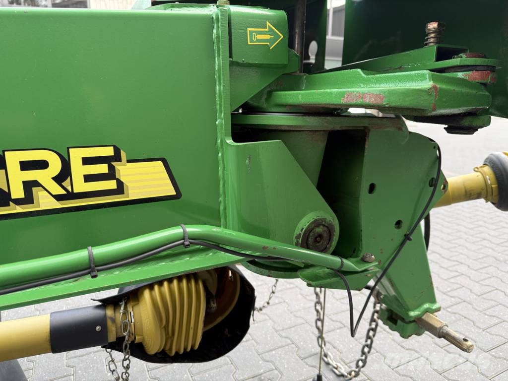 John Deere 328 Disc Falciatrici