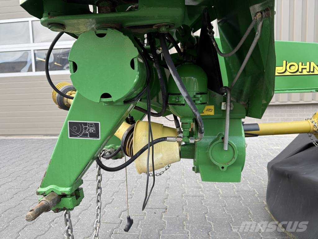 John Deere 328 Disc Falciatrici