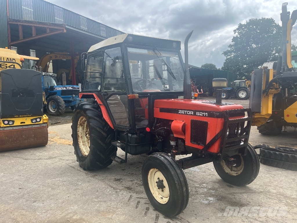 Zetor 6211 الجرارات