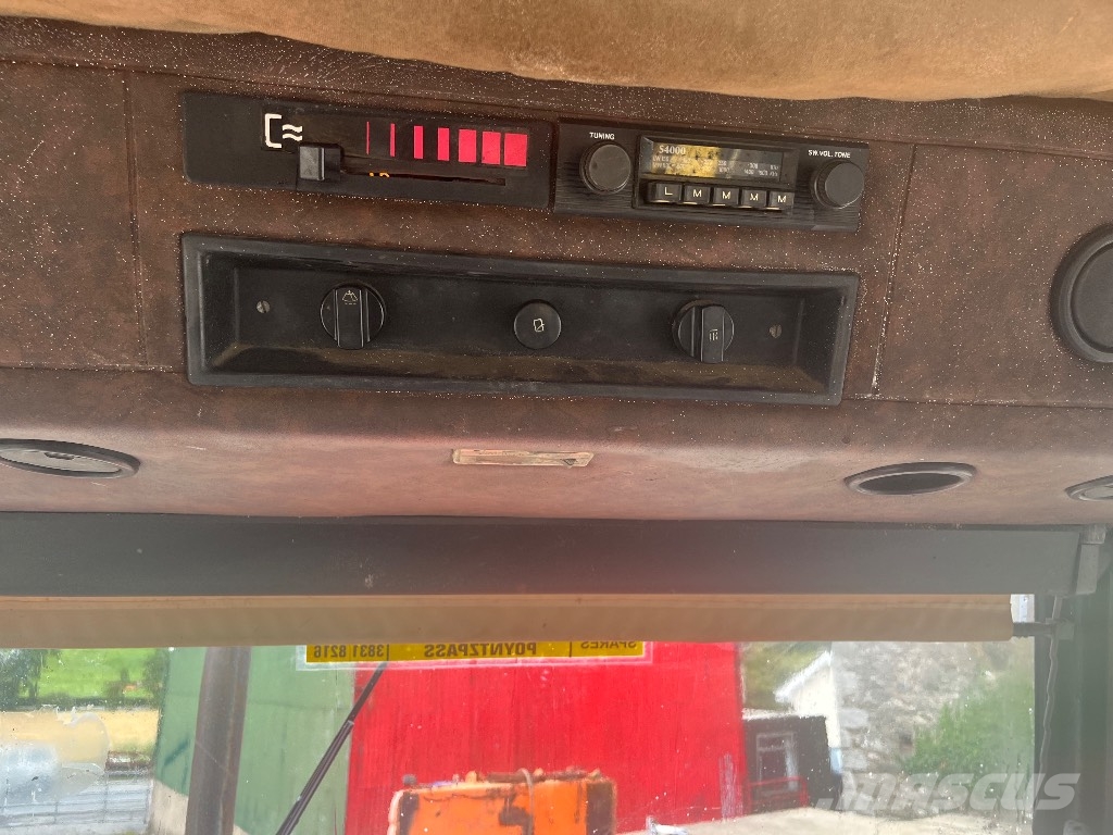 Zetor 6211 الجرارات
