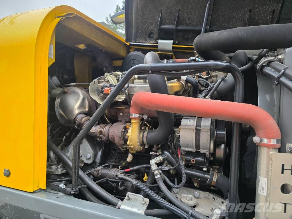 Wacker Neuson EW 100 حفارات بعجل