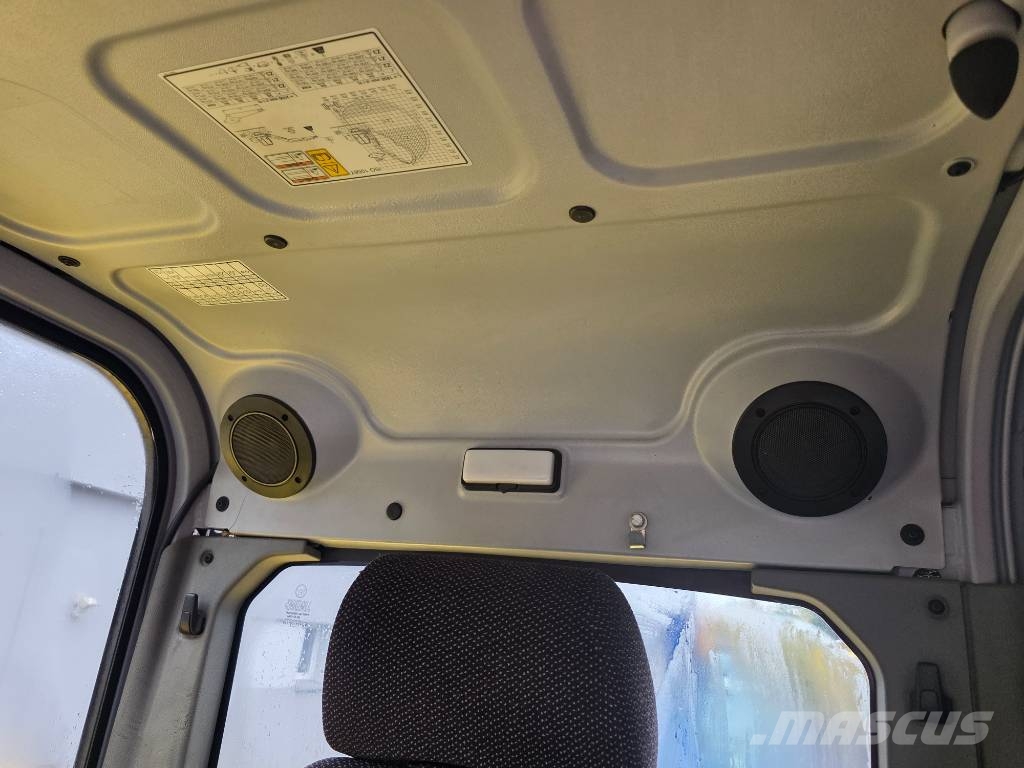 Wacker Neuson EW 100 حفارات بعجل