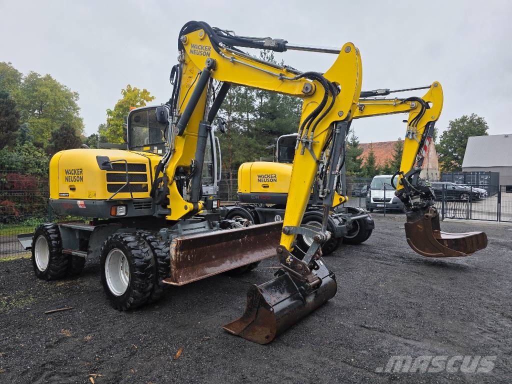 Wacker Neuson EW 100 حفارات بعجل