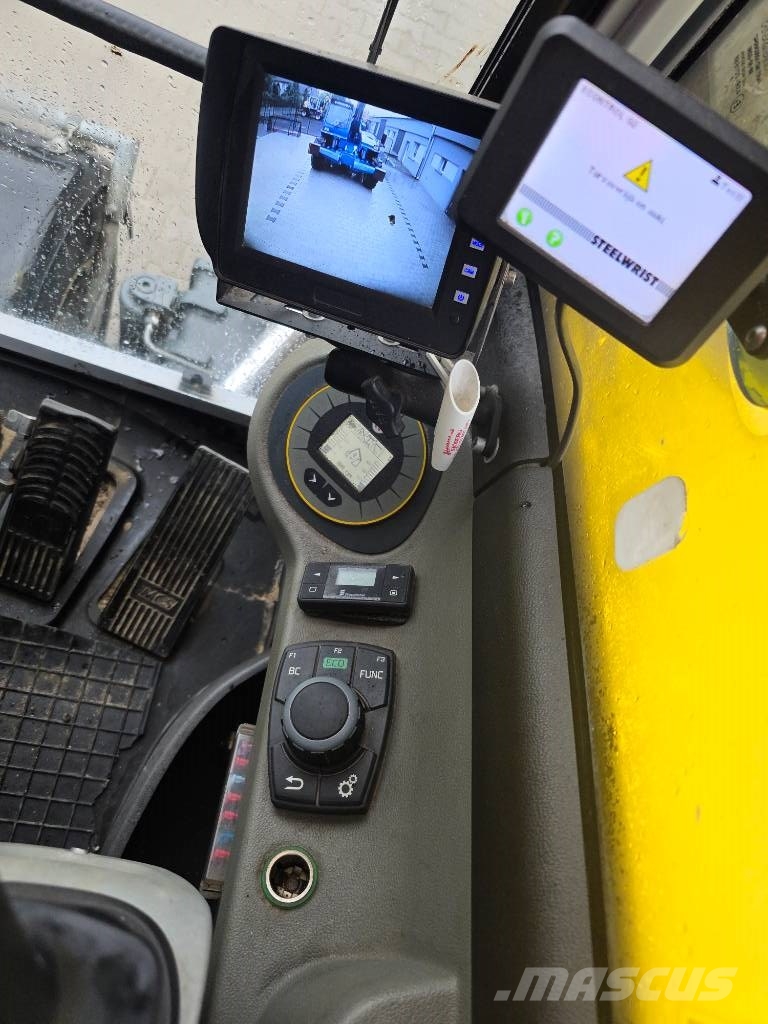 Wacker Neuson EW 100 حفارات بعجل