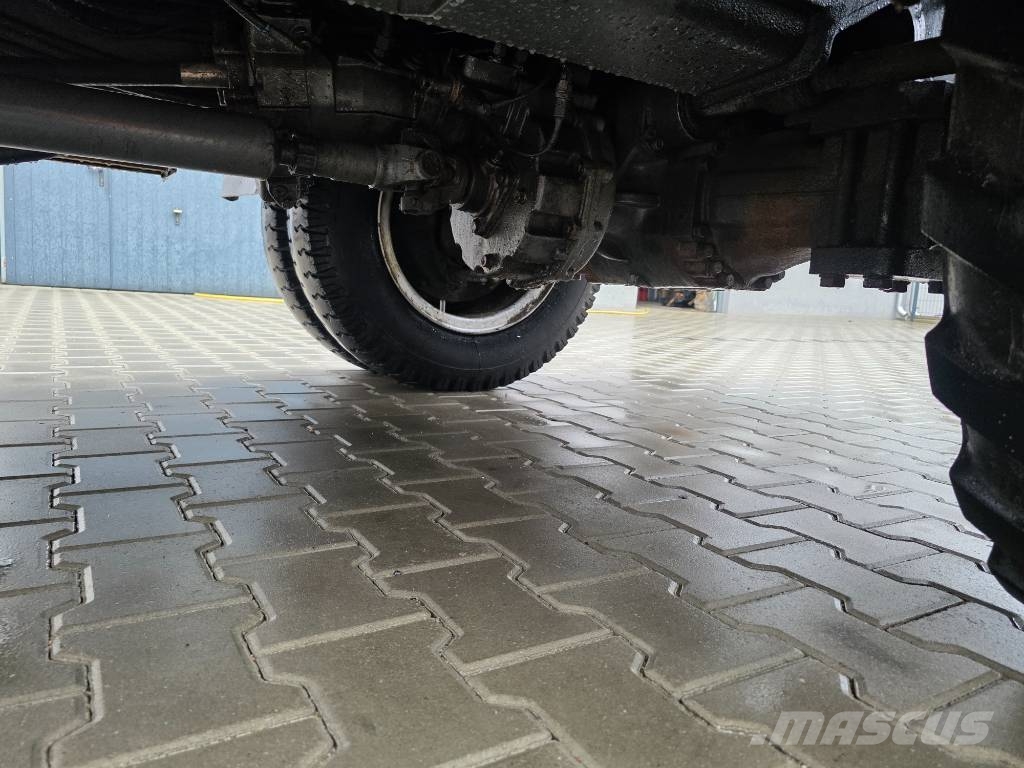 Wacker Neuson EW 100 حفارات بعجل