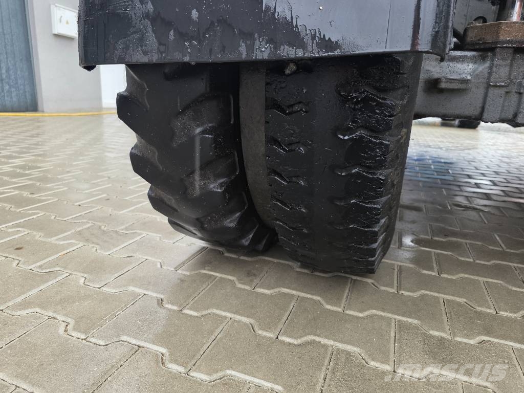 Wacker Neuson EW 100 حفارات بعجل