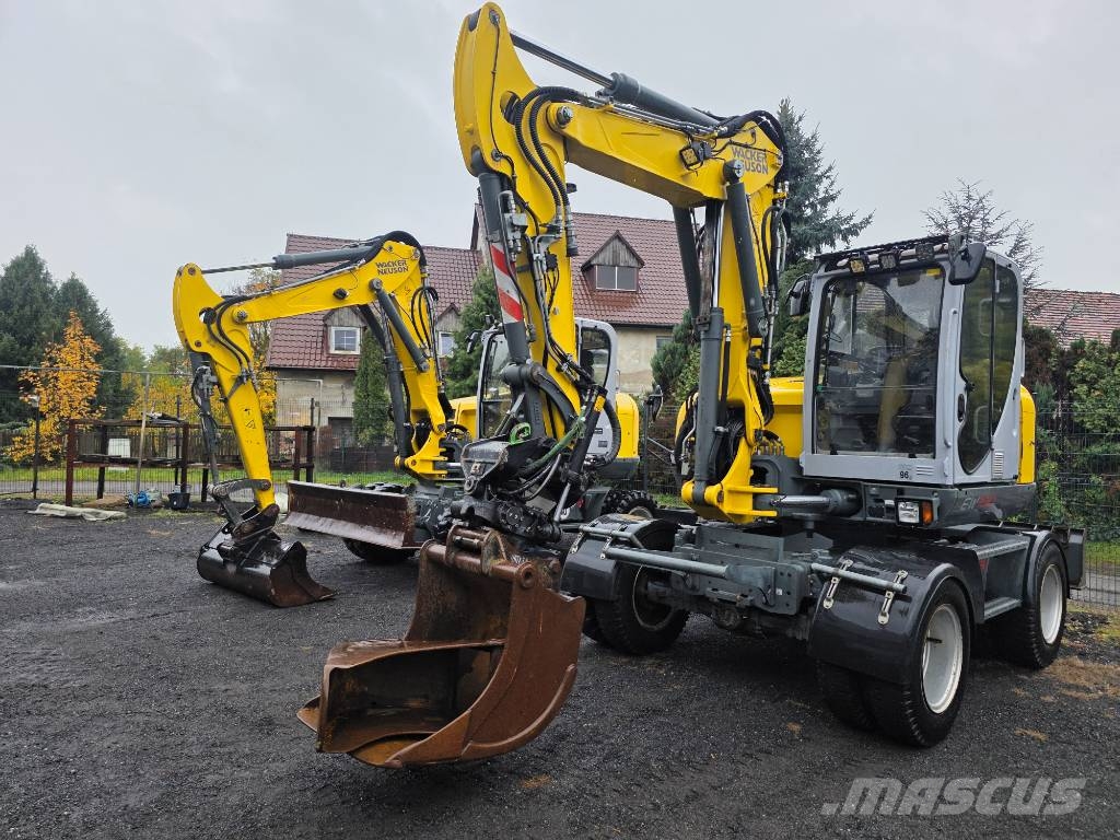 Wacker Neuson EW 100 حفارات بعجل