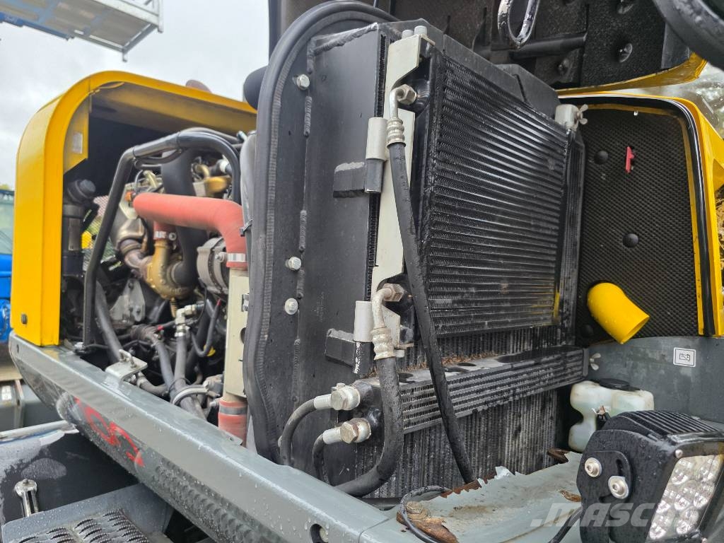Wacker Neuson EW 100 حفارات بعجل