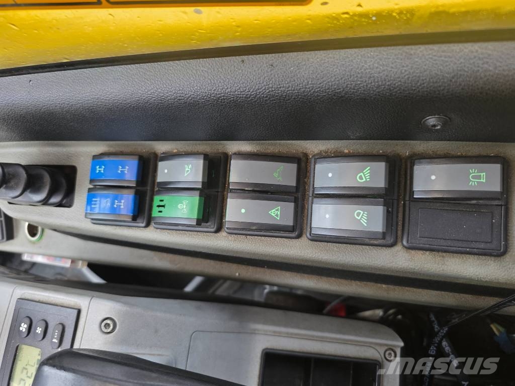 Wacker Neuson EW 100 حفارات بعجل