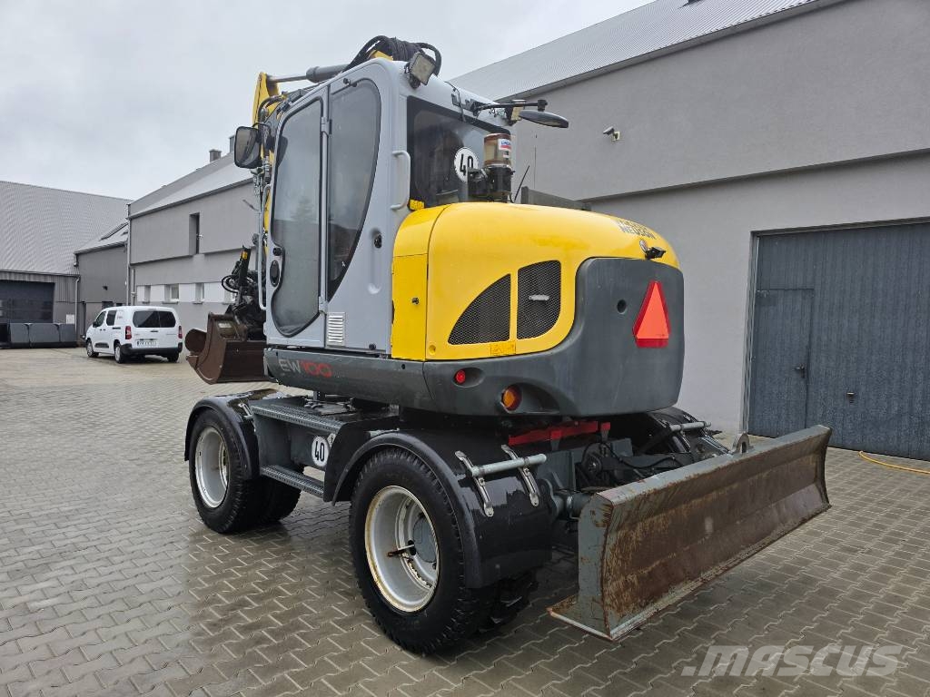 Wacker Neuson EW 100 حفارات بعجل