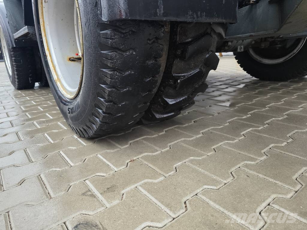 Wacker Neuson EW 100 حفارات بعجل
