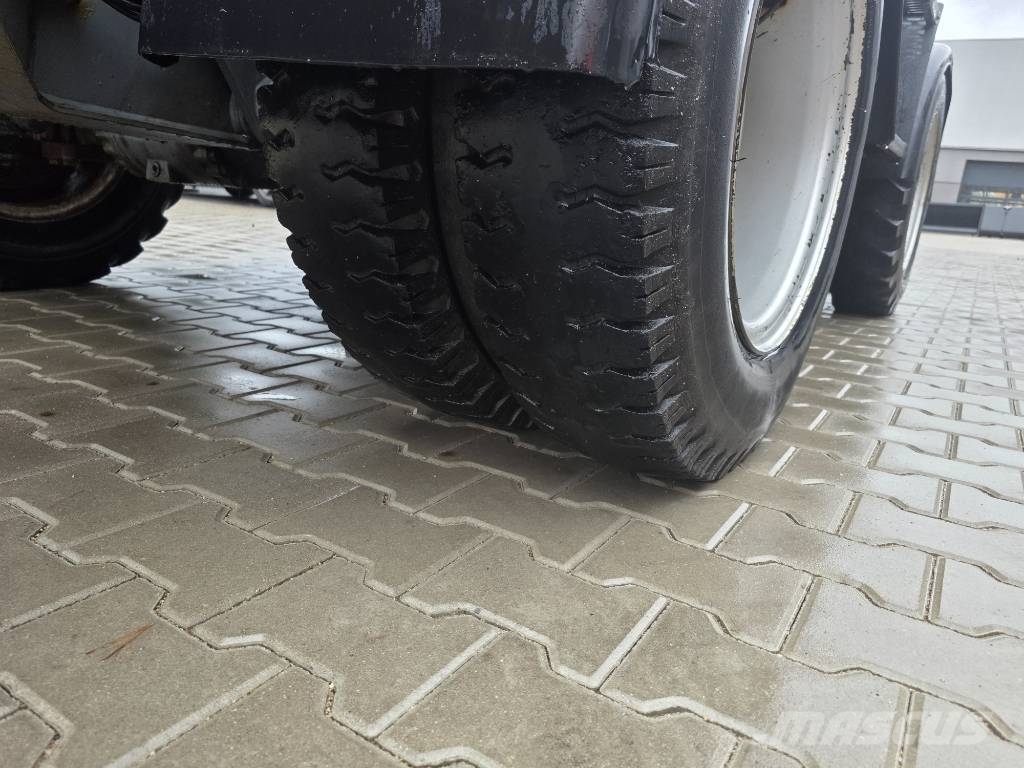 Wacker Neuson EW 100 حفارات بعجل