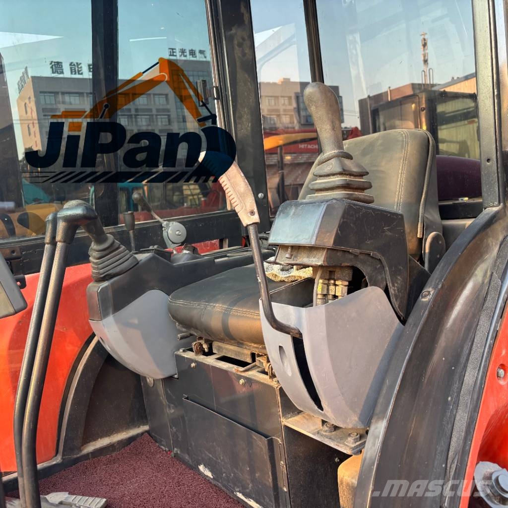 Kubota KX 155 소형 굴삭기 7톤 미만