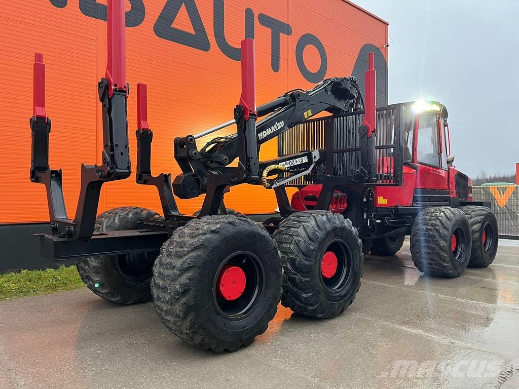 Komatsu 895 8x8 LOADFLEX / CRANE 165F 원목 포워더
