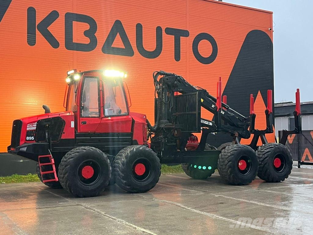 Komatsu 895 8x8 LOADFLEX / CRANE 165F 원목 포워더