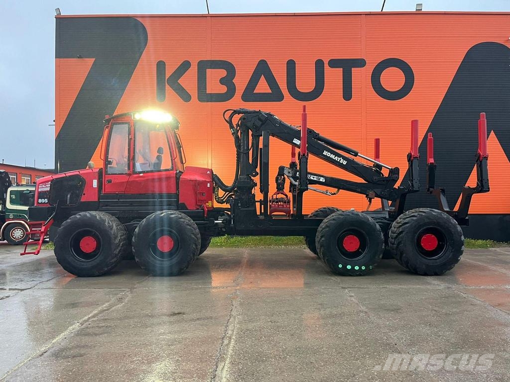 Komatsu 895 8x8 LOADFLEX / CRANE 165F 원목 포워더