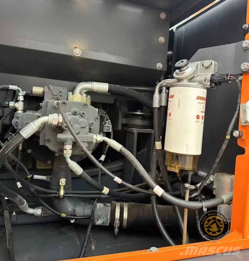 Doosan DX 200-9CN 대형 굴삭기 29톤 이상