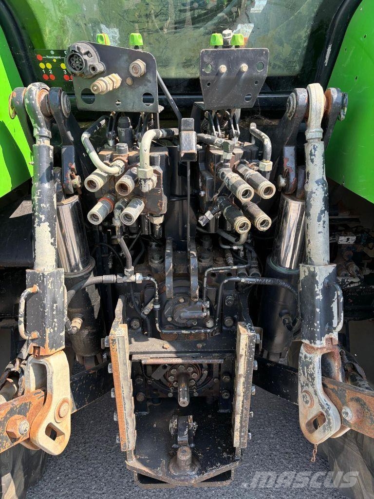 Deutz-Fahr AGROTRON 165.7 Tractors
