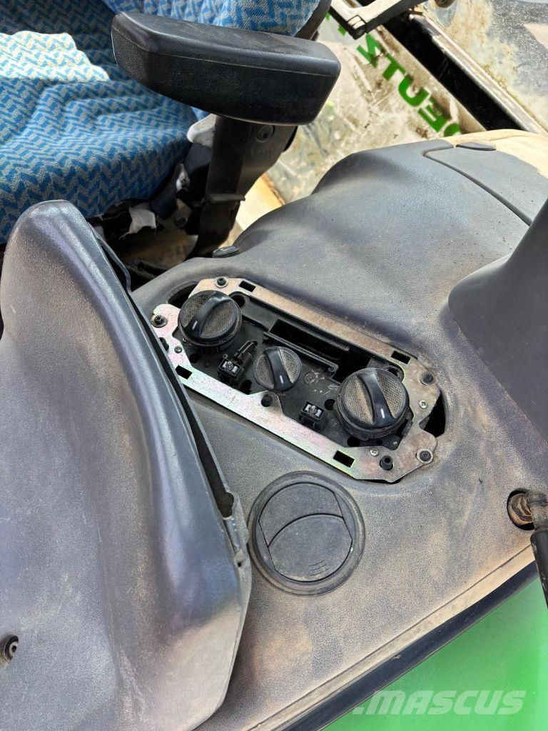 Deutz-Fahr AGROTRON 165.7 Traktoren