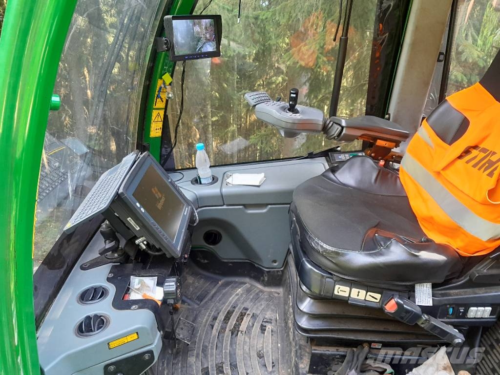 John Deere 1270 E IT 4 Harvesteriai (miško kirtimo mašinos)