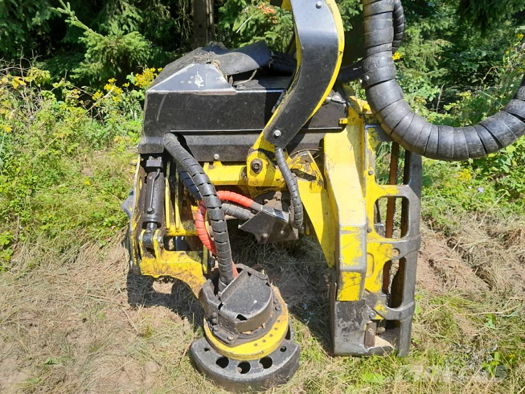 John Deere 1270 E IT 4 Harvesteriai (miško kirtimo mašinos)