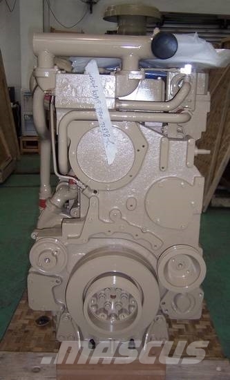 Cummins KTA19-C600 excavator motor Motorer