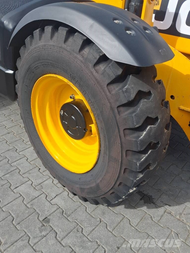 JCB 535-140 Hiviz Kurottajat